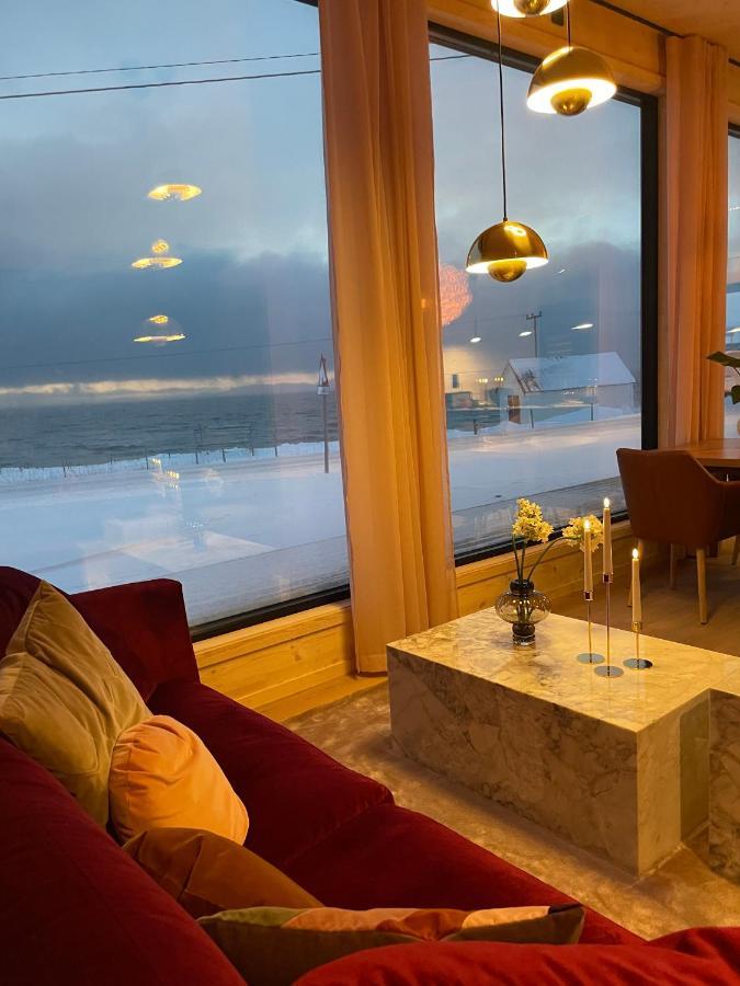 Ekkeroy Lodge - Arctic Living Vadso Exterior photo
